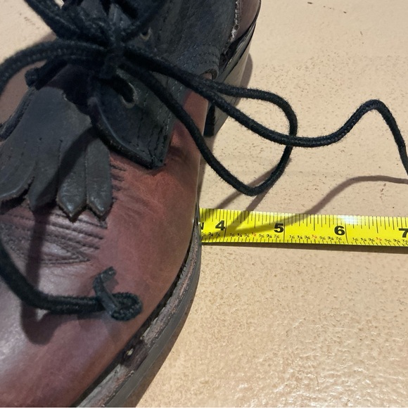 Beautiful Vintage Lace Up Kiltie Western Boots Size 7 - Picture 12 of 12